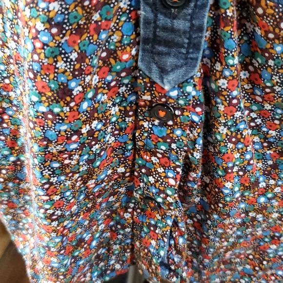 Anthropologie postmark chambray floral button up long sleeve shirt - Picture 2 of 7